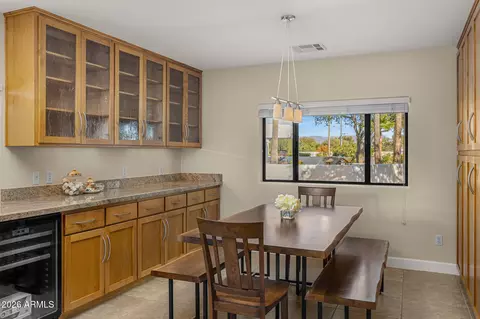 Dining - 4634 E Mountain View Rd, Phoenix, AZ 85028 photo 1 of 2