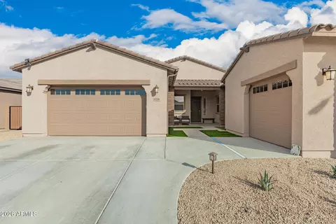 9709 S 41st Ln, Laveen, AZ 85339