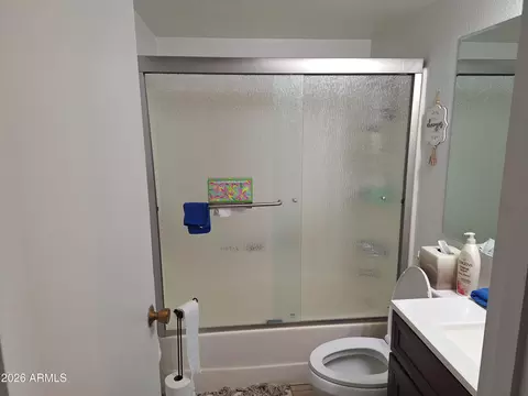 Bath - 595 N Fourth St, Globe, AZ 85501 photo 1 of 3