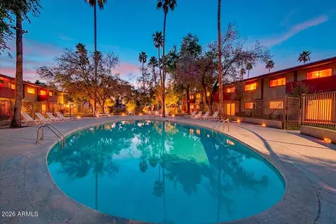 Exterior - 349 E Thomas Rd #E302, Phoenix, AZ 85012 photo 3 of 4