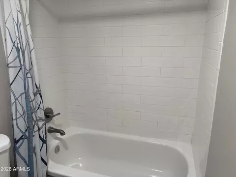 Bath - 3902 W Mclellan Blvd, Phoenix, AZ 85019 photo 4 of 4