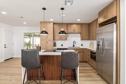 3640 W Hearn Rd, Phoenix, AZ 85053