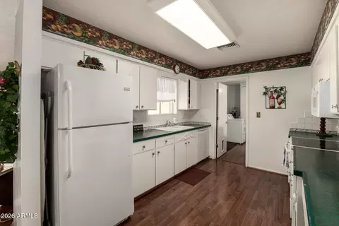 Kitchen - 6522 E Adobe Rd, Mesa, AZ 85205 photo 2 of 4