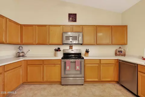 Kitchen - 8023 E Plata Ave, Mesa, AZ 85212 photo 3 of 4