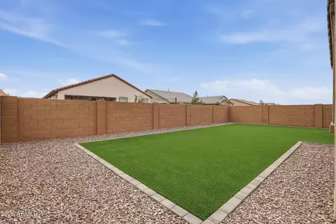 Exterior - 2323 W Grenadine Rd, Phoenix, AZ 85041 photo 5 of 5