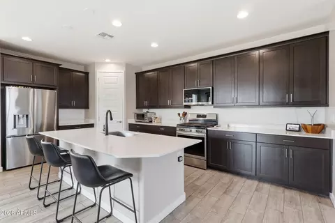 Kitchen - 2323 W Grenadine Rd, Phoenix, AZ 85041 photo 2 of 4