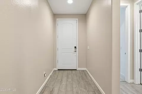 Entry Way - 2323 W Grenadine Rd, Phoenix, AZ 85041 photo 4 of 5