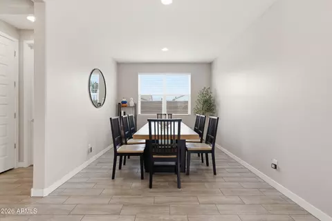 Dining - 2323 W Grenadine Rd, Phoenix, AZ 85041 photo 1 of 1