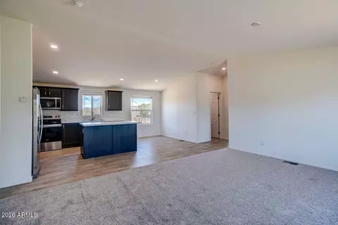 20809 E Antelope Rd, Mayer, AZ 86333 photo 4