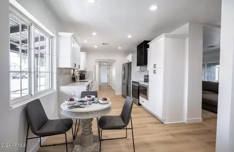 1731 E Verde Ln, Phoenix, AZ 85016 photo 6