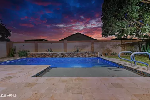 15869 W Mauna Loa Ln, Surprise, AZ 85379