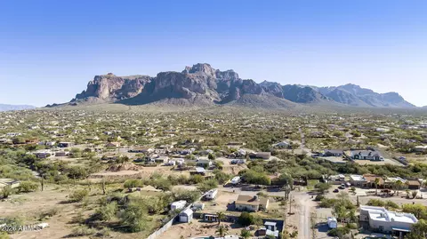 View/Area - 973 N Boyd Rd, Apache Junction, AZ 85119 photo 2 of 11