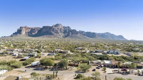 View/Area - 973 N Boyd Rd, Apache Junction, AZ 85119 photo 4 of 11