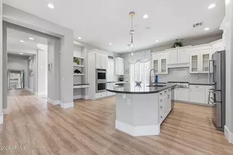 Kitchen - 3102 E Vaughn Ave, Gilbert, AZ 85234 photo 1 of 6