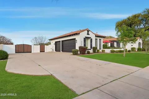 Exterior - 3102 E Vaughn Ave, Gilbert, AZ 85234 photo 2 of 10