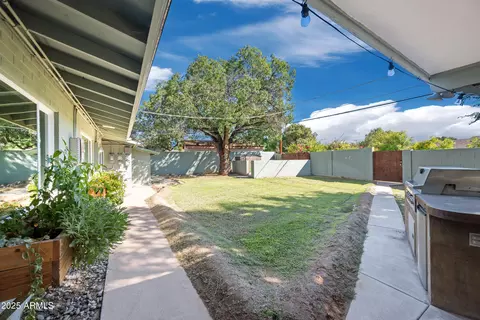 Exterior - 2007 E Rancho Dr, Phoenix, AZ 85016 photo 16 of 21