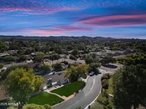 View/Area - 2007 E Rancho Dr, Phoenix, AZ 85016 photo 1 of 10