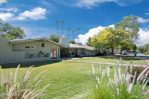 Exterior - 2007 E Rancho Dr, Phoenix, AZ 85016 photo 1 of 21