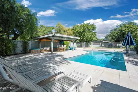Exterior - 2007 E Rancho Dr, Phoenix, AZ 85016 photo 12 of 21