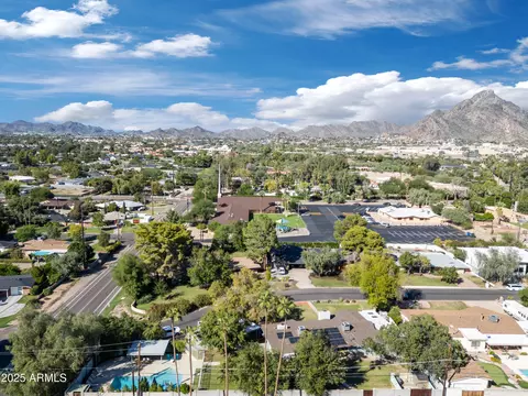 View/Area - 2007 E Rancho Dr, Phoenix, AZ 85016 photo 7 of 10