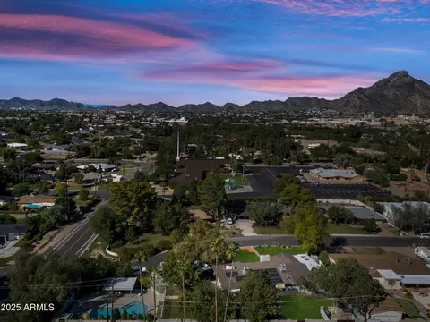 View/Area - 2007 E Rancho Dr, Phoenix, AZ 85016 photo 3 of 10