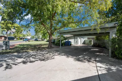 Exterior - 2007 E Rancho Dr, Phoenix, AZ 85016 photo 2 of 21