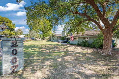 Exterior - 2007 E Rancho Dr, Phoenix, AZ 85016 photo 3 of 21