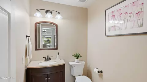 Bath - 1632 E Saltsage Dr, Phoenix, AZ 85048 photo 1 of 5