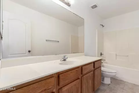 Bath - 8020 W Payson Rd W, Phoenix, AZ 85043 photo 2 of 2