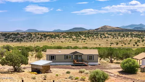 6792 S Quivero Rd, Williams, AZ 86046