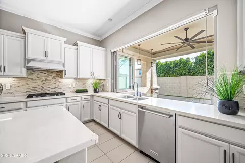 Kitchen - 9723 E Telemetry Dr, Mesa, AZ 85212 photo 4 of 8