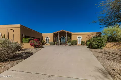 9438 E Casitas Del Rio Dr, Scottsdale, AZ 85255