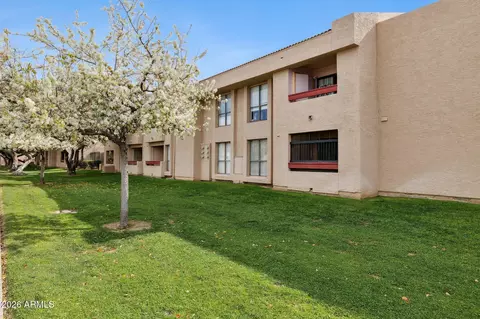 3131 W Cochise Dr #202, Phoenix, AZ 85051