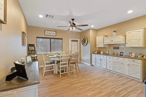 Dining - 3669 E Derringer Way, Gilbert, AZ 85297 photo 1 of 3