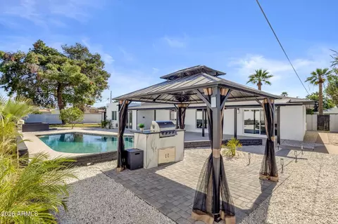 1524 W Mission Ln, Phoenix, AZ 85021