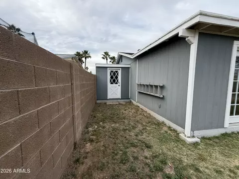 Exterior - 3305 E Helena Dr, Phoenix, AZ 85032 photo 2 of 7