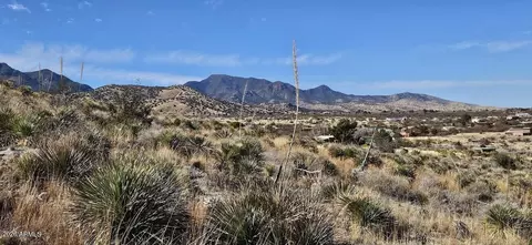 2 E 8 Acres E Astro St #-, Hereford, AZ 85615