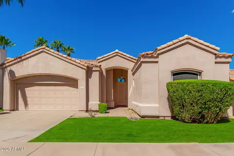 1951 W Peninsula Cir, Chandler, AZ 85248