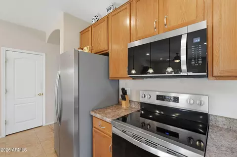 Kitchen - 11449 E Shepperd Ave, Mesa, AZ 85212 photo 4 of 4