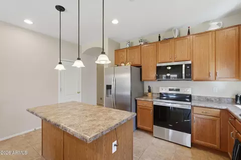 Kitchen - 11449 E Shepperd Ave, Mesa, AZ 85212 photo 3 of 4