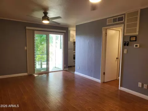 814 N 82nd St #G205, Scottsdale, AZ 85257
