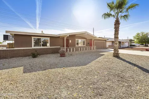 10037 N Balboa Dr, Sun City, AZ 85351