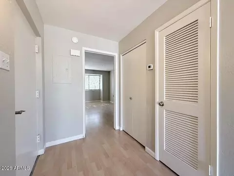 Entry Way - 1004 E Osborn Rd #E, Phoenix, AZ 85014 photo 1 of 1