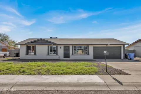 2115 W Morrow Dr, Phoenix, AZ 85027
