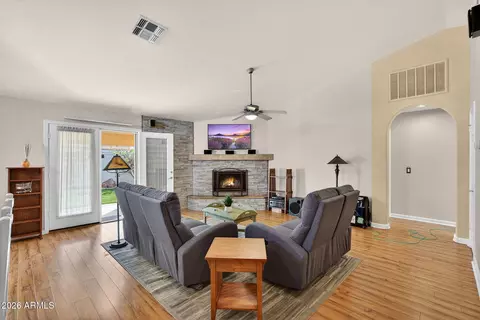 2297 E Cathy Ct, Gilbert, AZ 85296 photo 6