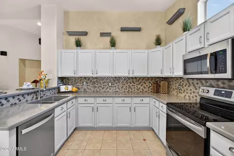 2297 E Cathy Ct, Gilbert, AZ 85296 photo 11