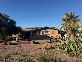1142 E Mcmurray Blvd, Casa Grande, AZ 85122