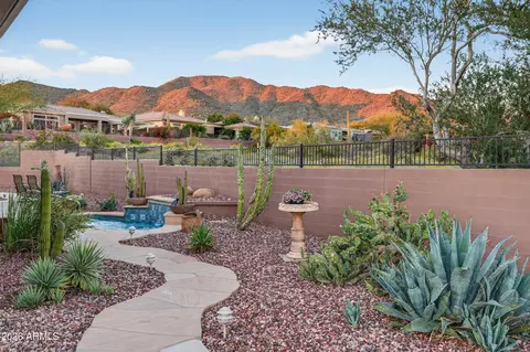 2201 W Hazelhurst Ct, Anthem, AZ 85086