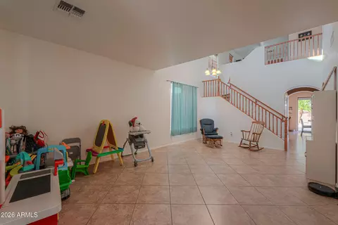 1538 E Nightingale Ln, Gilbert, AZ 85298 photo 5