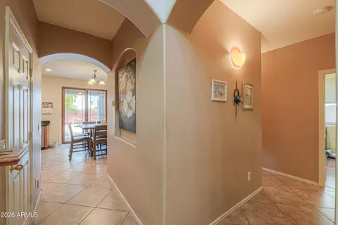 1538 E Nightingale Ln, Gilbert, AZ 85298 photo 9